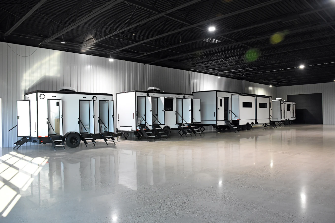 MJ Trailers warehouse with trailer lineup