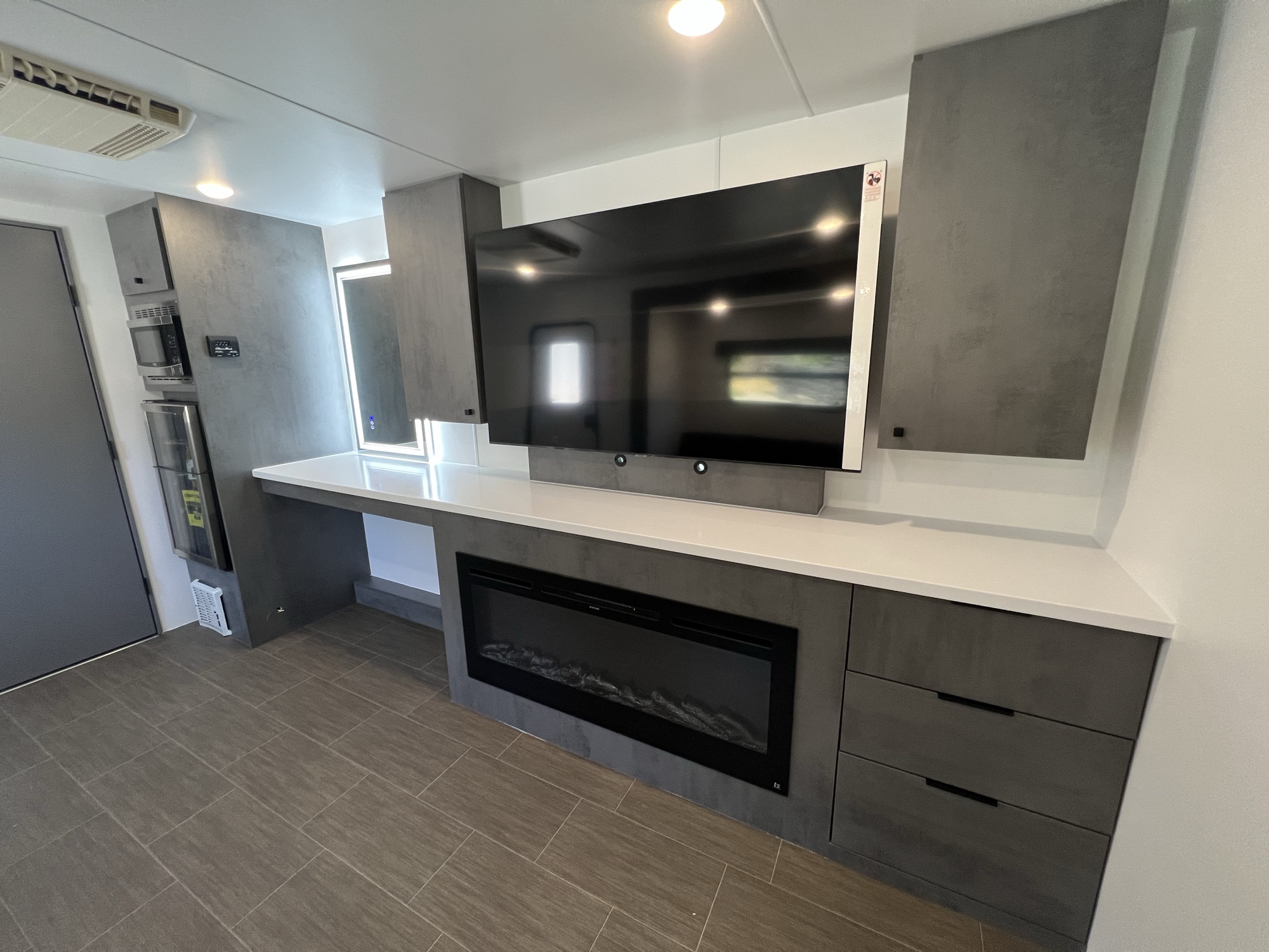 Studio Trailers